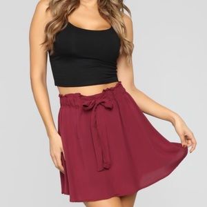 ❗️SOLD❗️Fashion Nova high waisted skater skirt